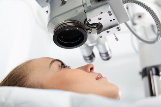 laser eye surgery correcting long-sightedness